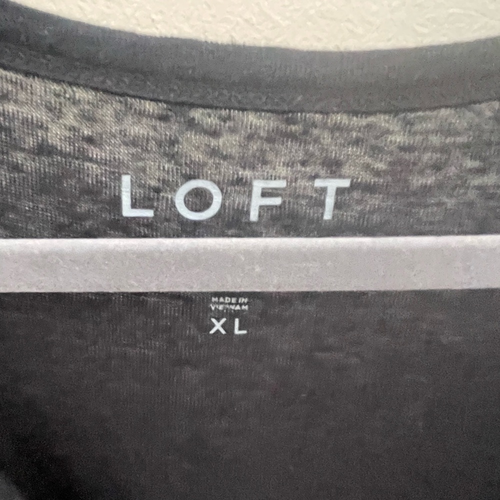 Loft black linen tee